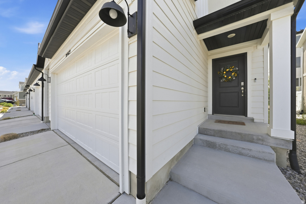 8567 W MEADOW BANK WAY Magna, UT 84044