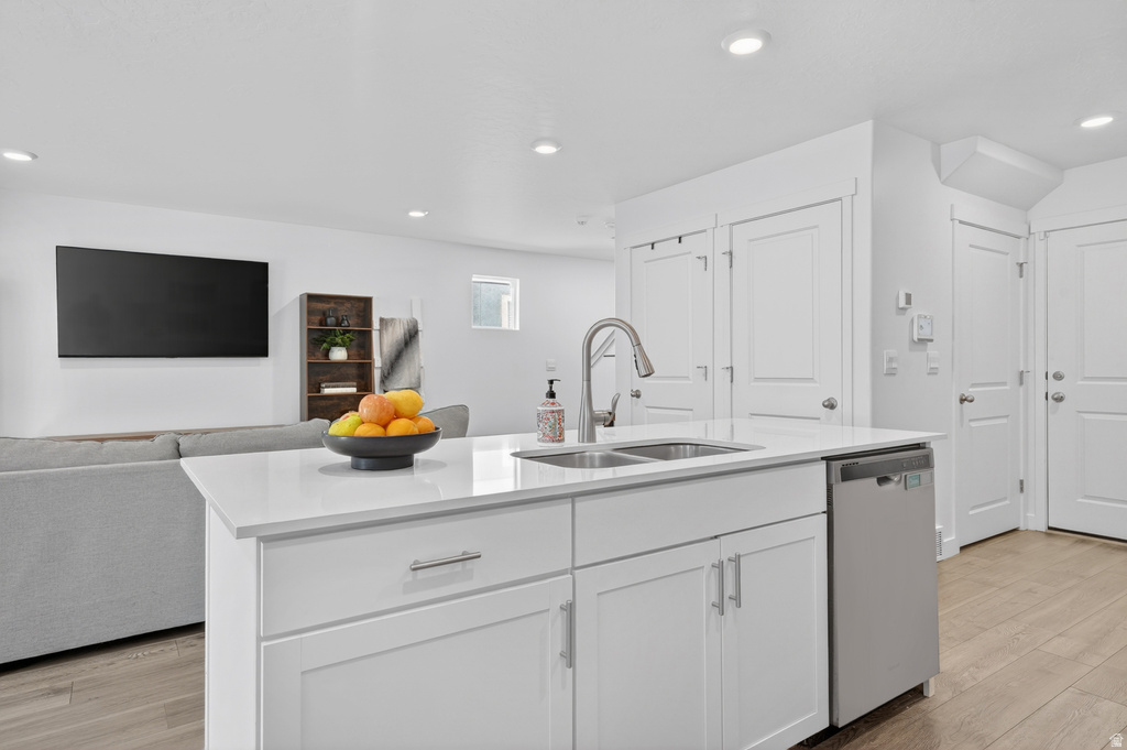 8567 W MEADOW BANK WAY Magna, UT 84044