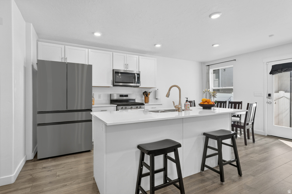 8567 W MEADOW BANK WAY Magna, UT 84044