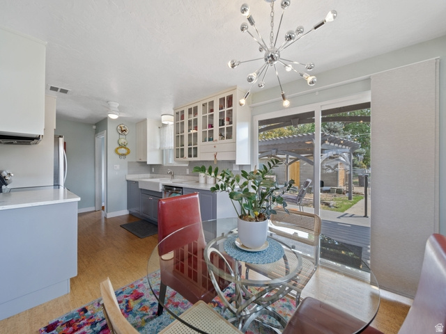 5597 S HILLSIDE DR Murray, UT 84107