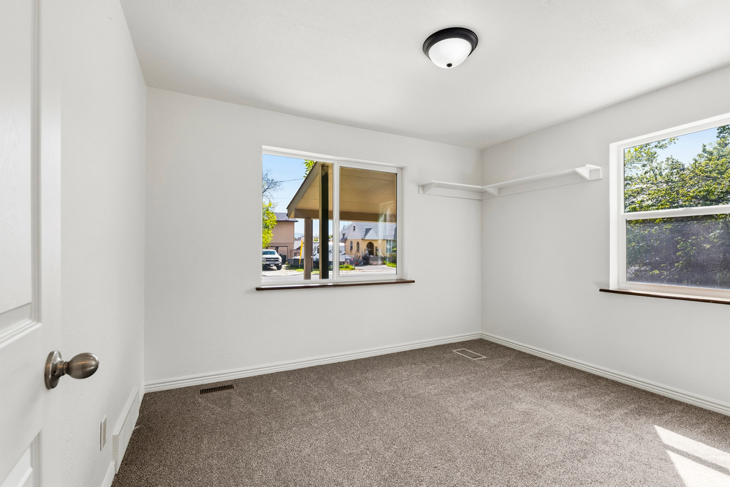 615 E 700 S Springville, UT 84663