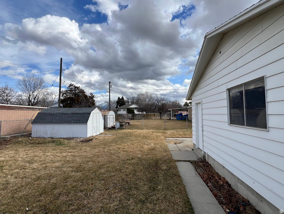 3887 S HALLMARK DR West Valley City, UT 84119