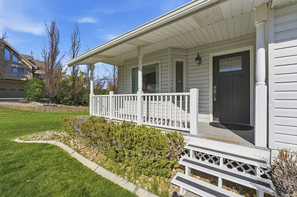 960 N 100 W Midway, UT 84049