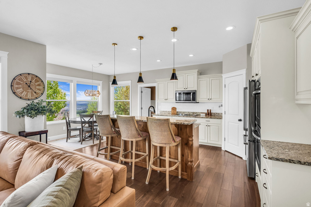 2605 N 2150 E North Logan, UT 84341