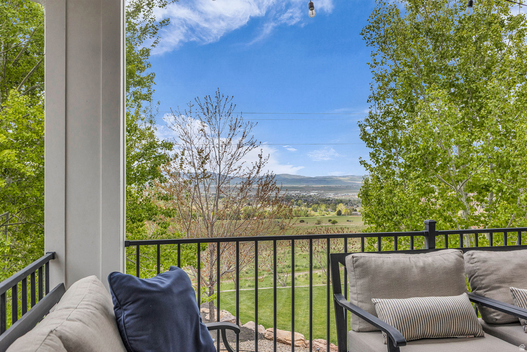 2605 N 2150 E North Logan, UT 84341