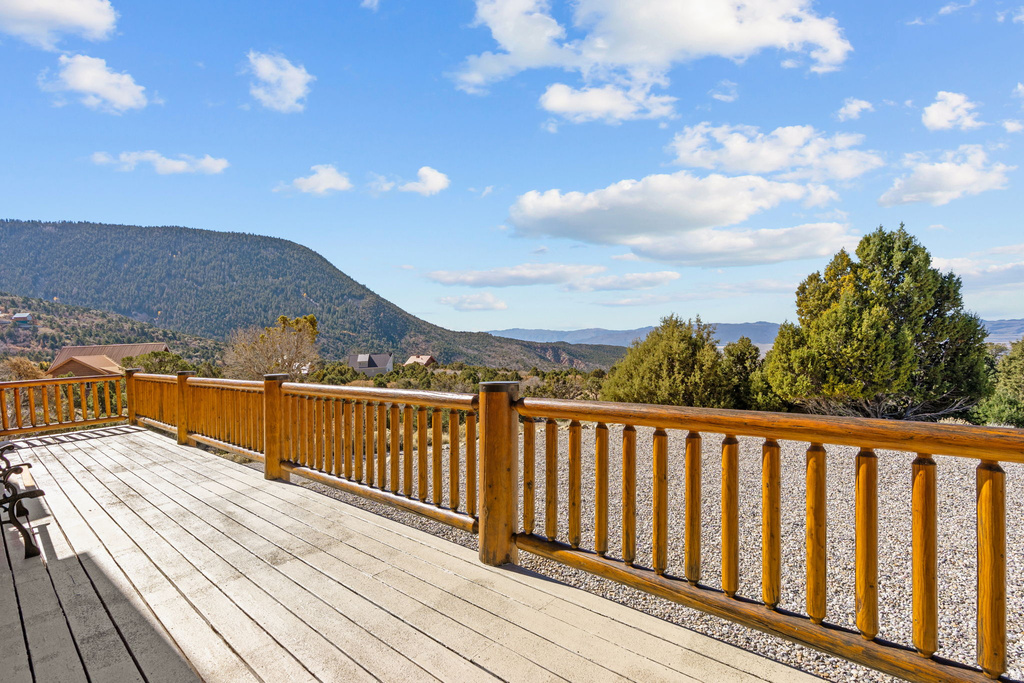 2015 S HIGH JUNIPER DR Cedar City, UT 84720