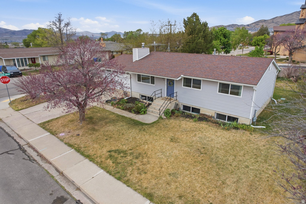 496 W 1850 N Lehi, UT 84043
