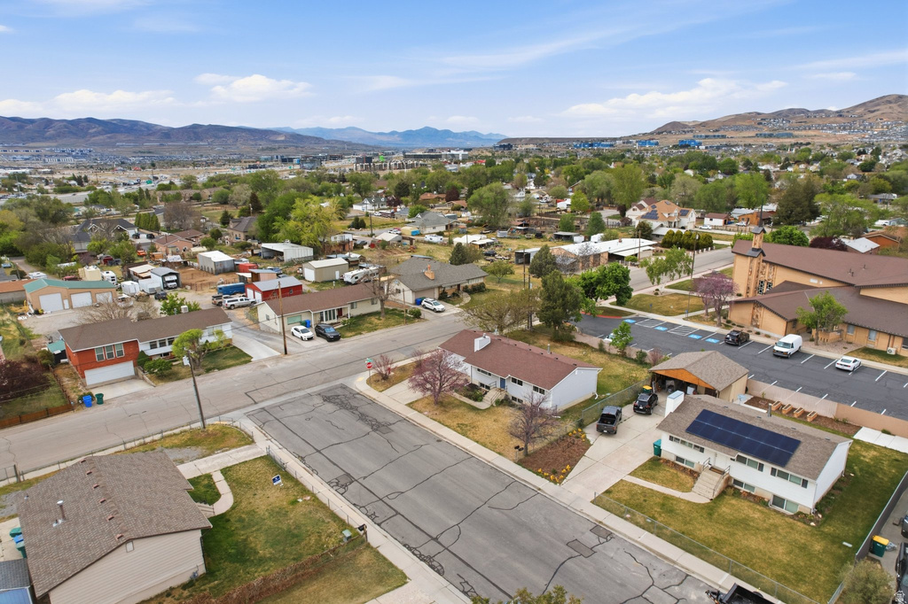 496 W 1850 N Lehi, UT 84043