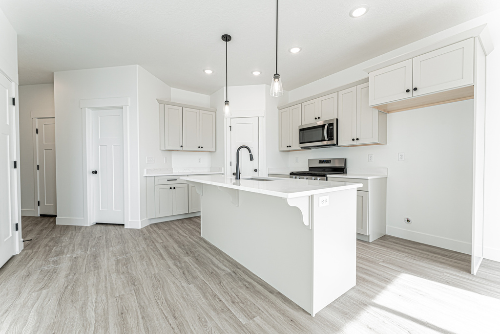 4774 S ALDER DR Mapleton, UT 84664