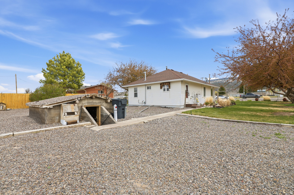 82 S 100 W Lyman, UT 84749