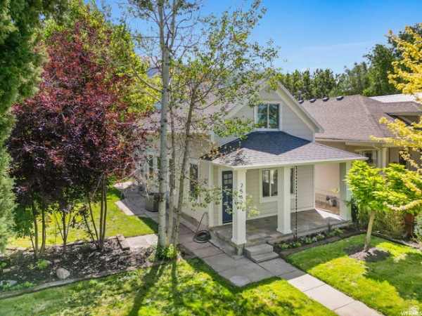 2562 QUINCY AVE Ogden, UT 84401