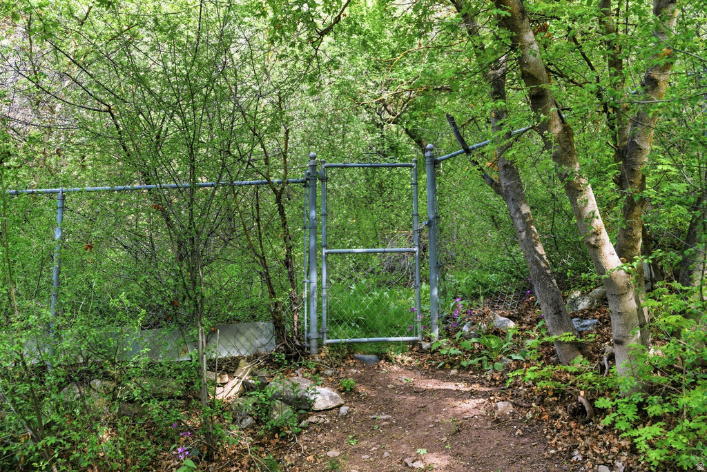 3521 S CRESTWOOD DR Millcreek, UT 84109