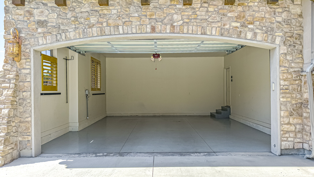 551 E SUNFLOWER LN Salem, UT 84653