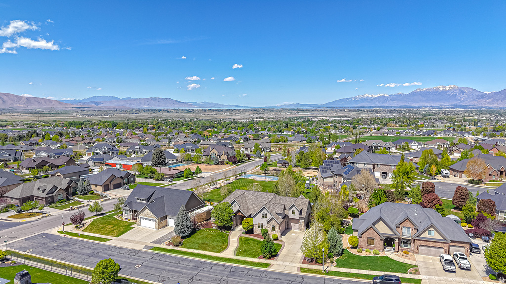 551 E SUNFLOWER LN Salem, UT 84653