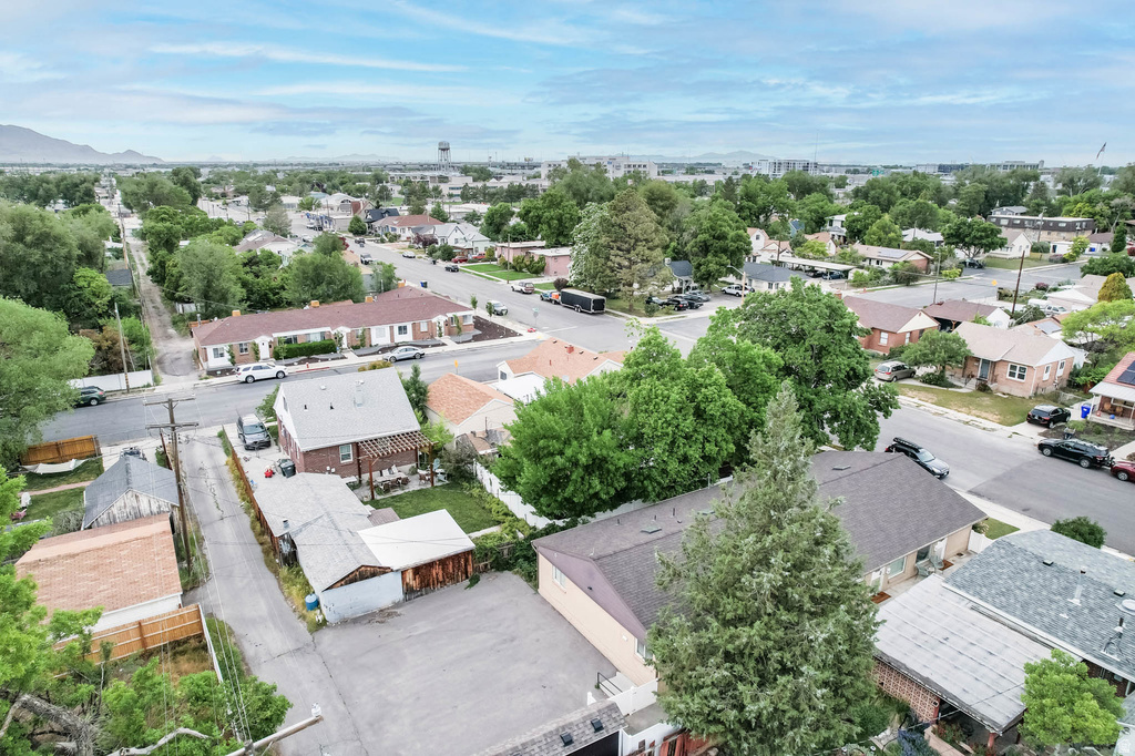 220 E LESLIE AVE Salt Lake City, UT 84115