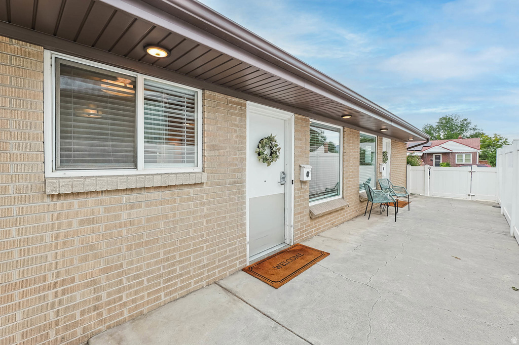 220 E LESLIE AVE Salt Lake City, UT 84115