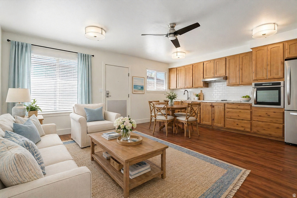 220 E LESLIE AVE Salt Lake City, UT 84115