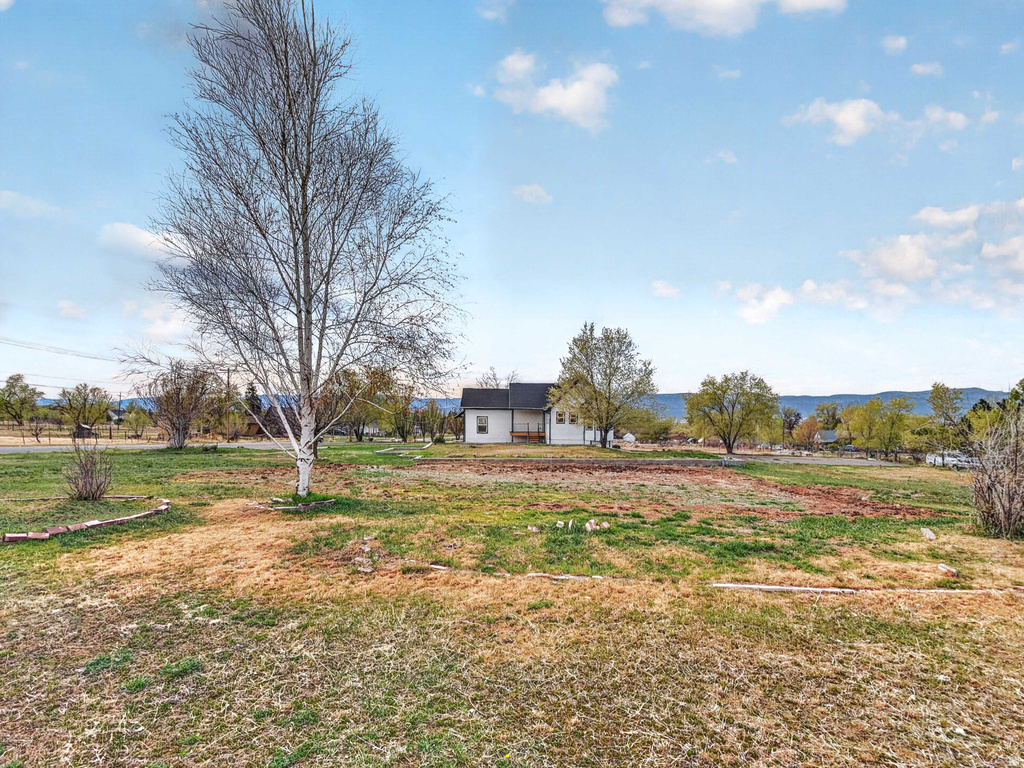 375 E 200 N Spring City, UT 84662