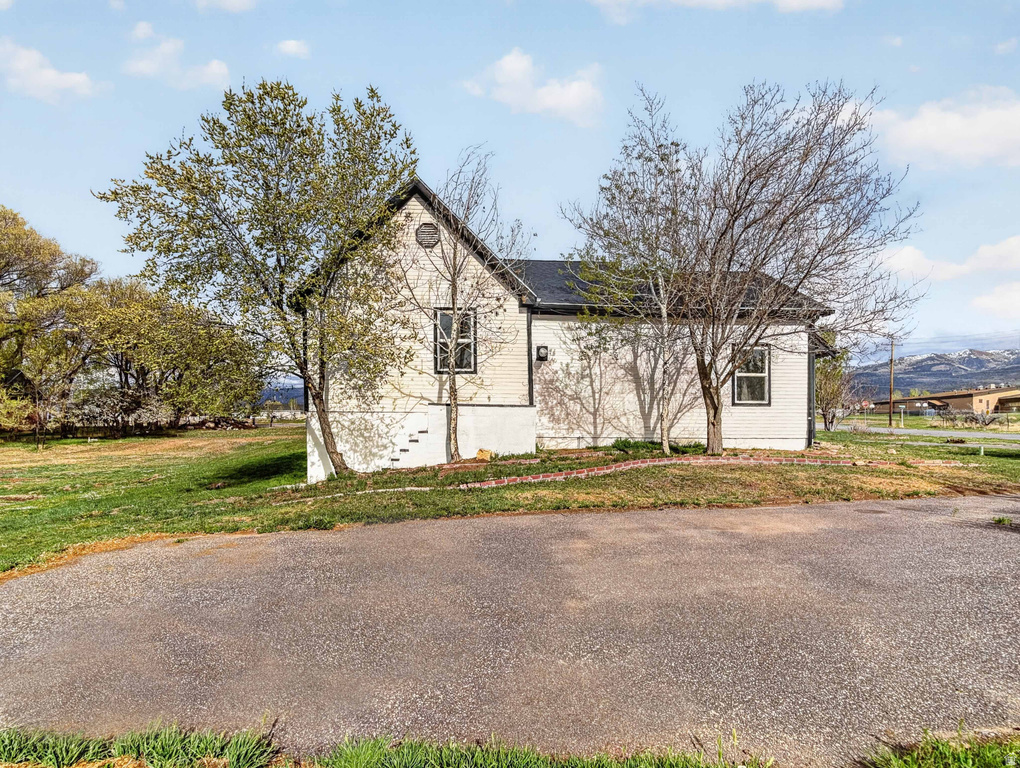 375 E 200 N Spring City, UT 84662