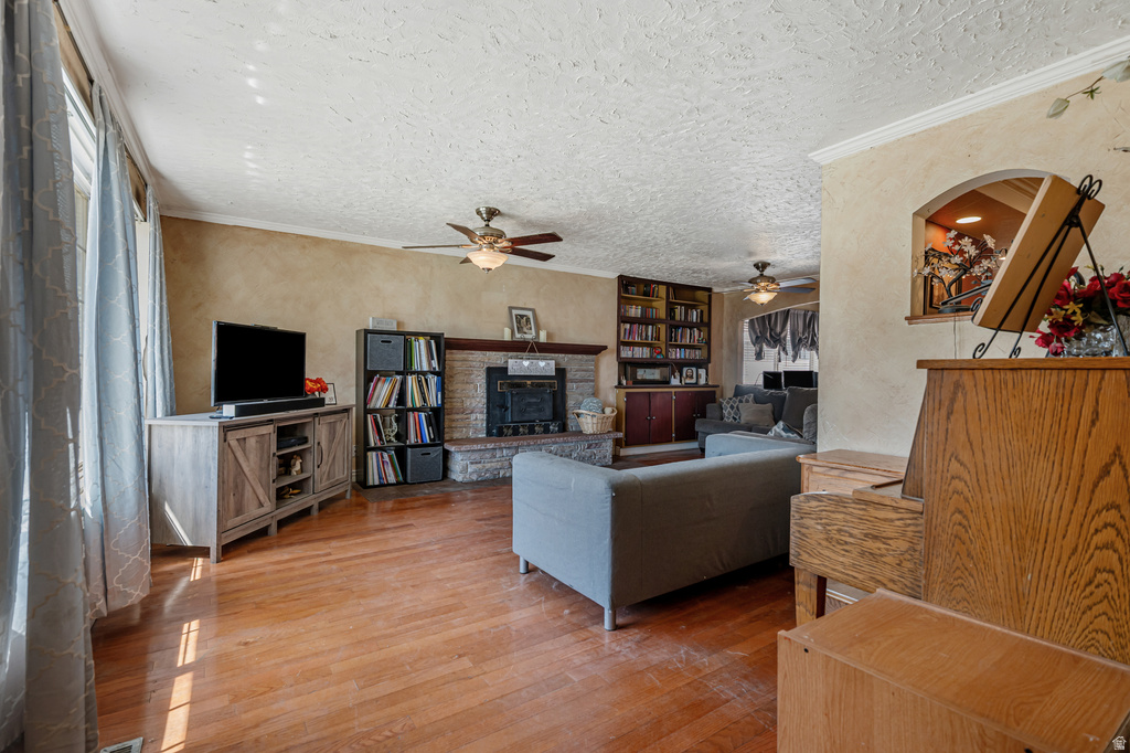 155 E 200 S Lehi, UT 84043