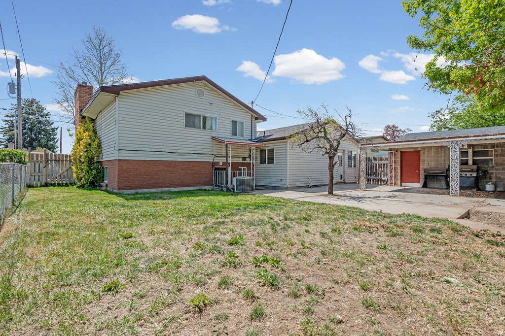 155 E 200 S Lehi, UT 84043