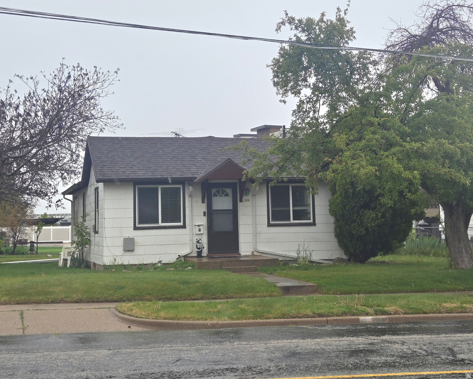 284 E 200 S Clearfield, UT 84015