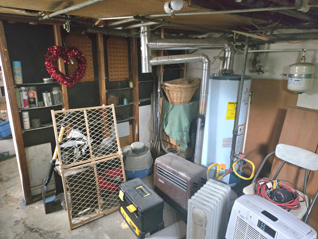 284 E 200 S Clearfield, UT 84015