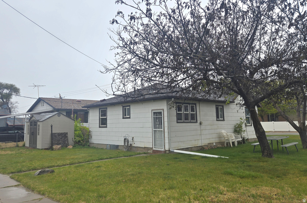284 E 200 S Clearfield, UT 84015