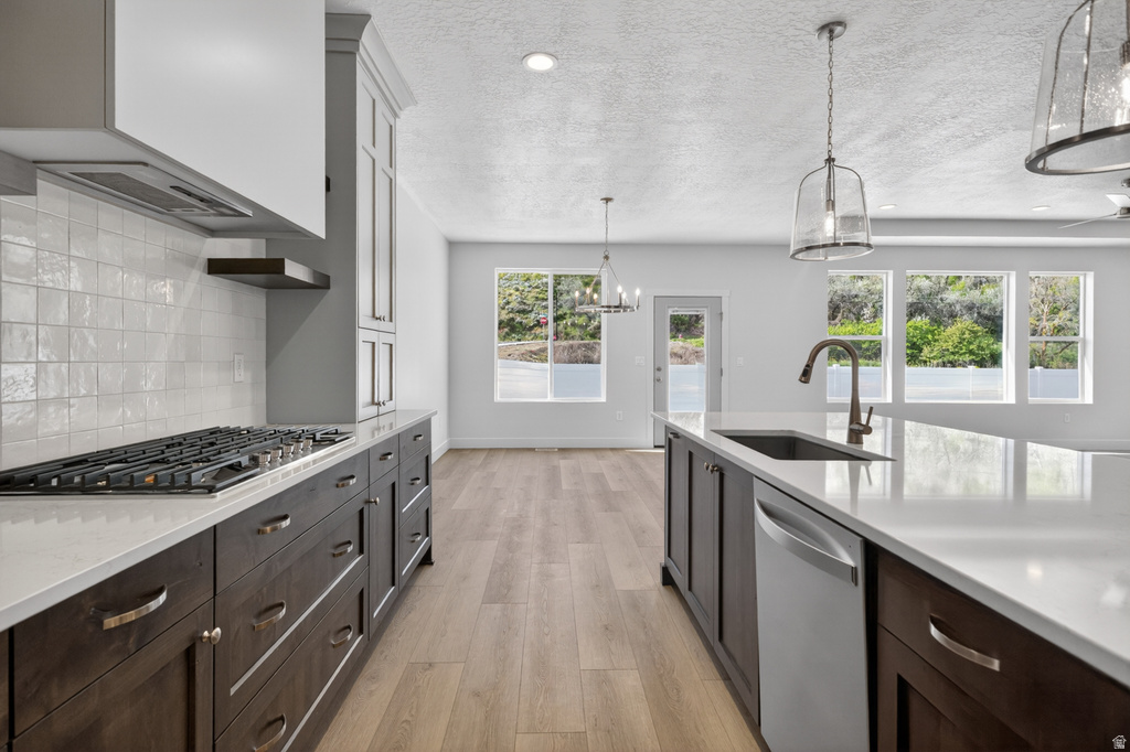 79 W GLEN WAY #101 South Weber, UT 84405