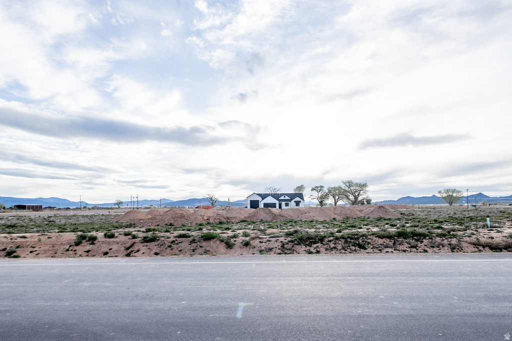 2435 N KINGS RD Cedar City, UT 84720