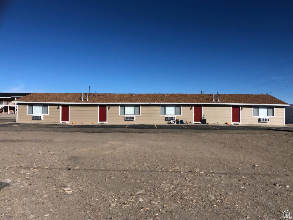570 W MAIN ST Green River, UT 84525