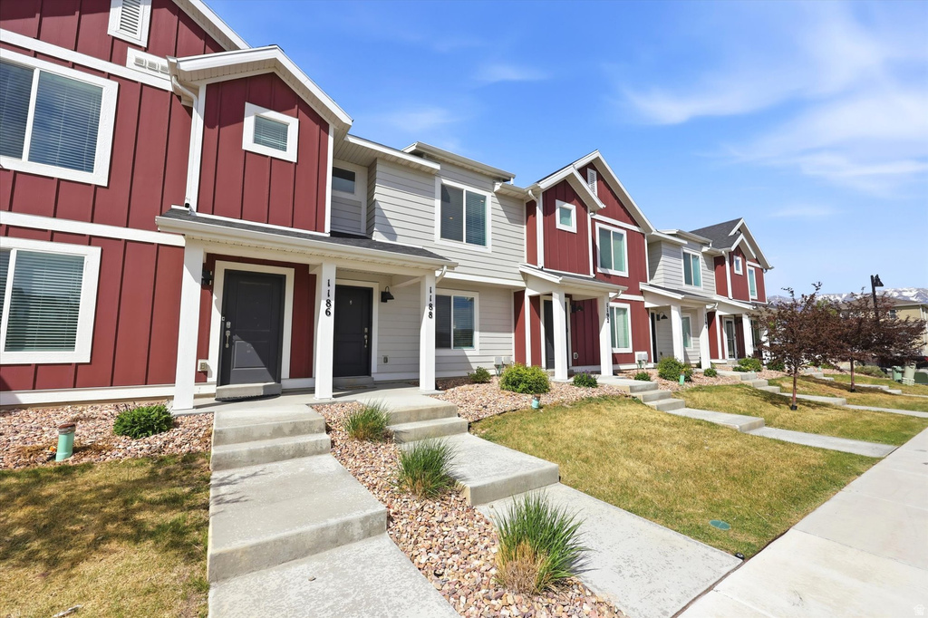 1188 E DOGWATCH DR Saratoga Springs, UT 84045