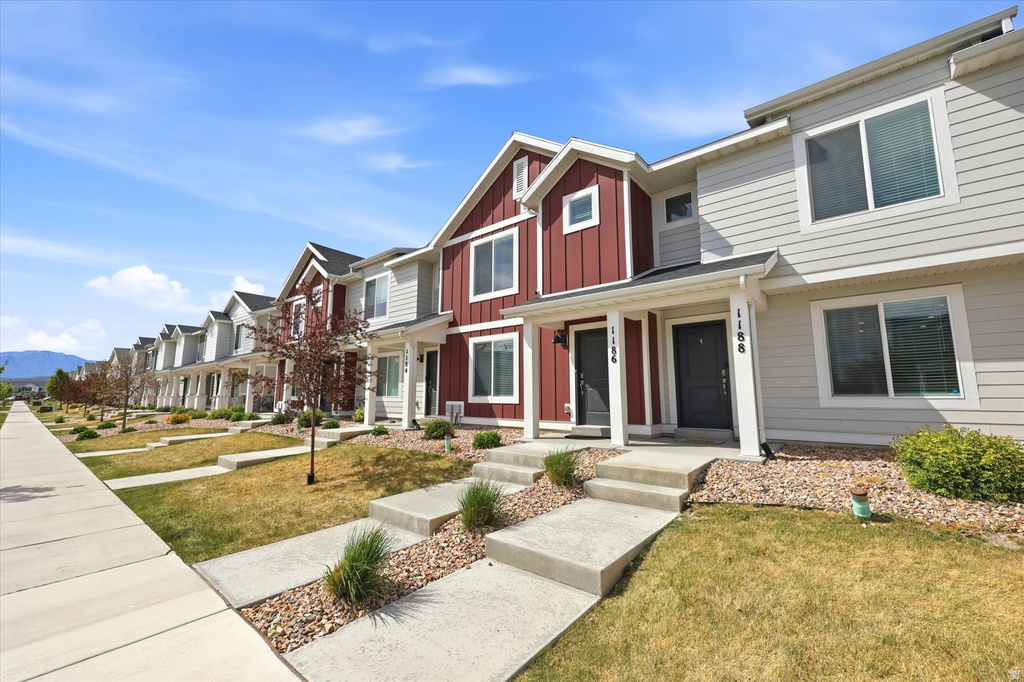 1188 E DOGWATCH DR Saratoga Springs, UT 84045