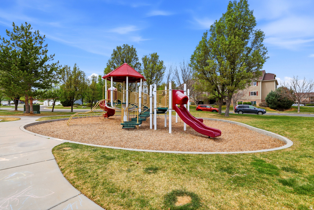 8083 N RIDGE LOOP #I- 9 Eagle Mountain, UT 84005