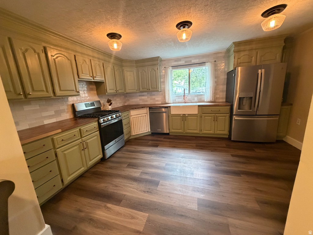 68 S BROADWAY ST Tooele, UT 84074