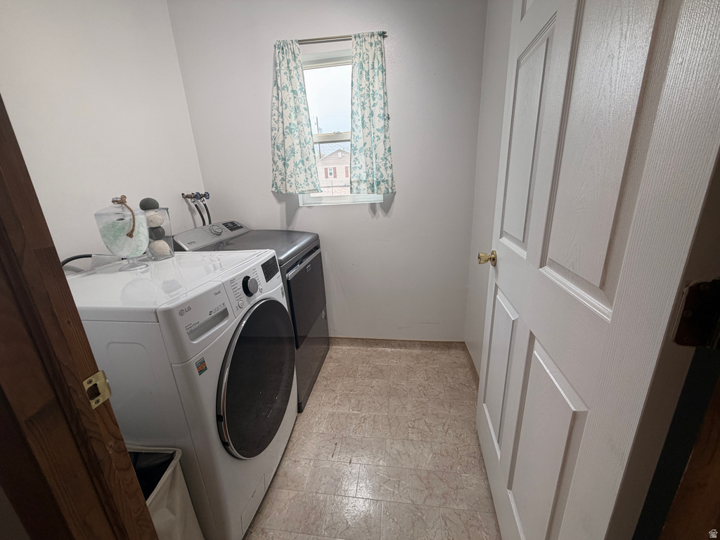 68 S BROADWAY ST Tooele, UT 84074