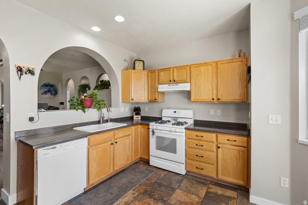 168 N CALEB DR North Salt Lake, UT 84054