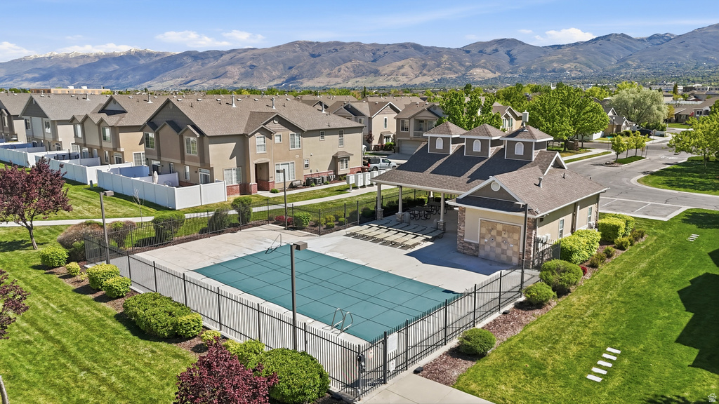948 W CHELSEA LN North Salt Lake, UT 84054