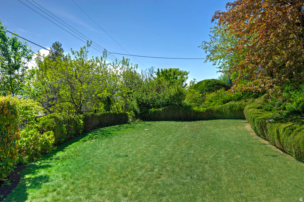 812 E 18TH AVE Salt Lake City, UT 84103