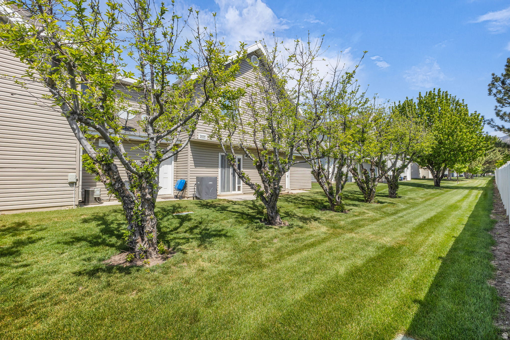 1015 E FORT LN Ogden, UT 84404