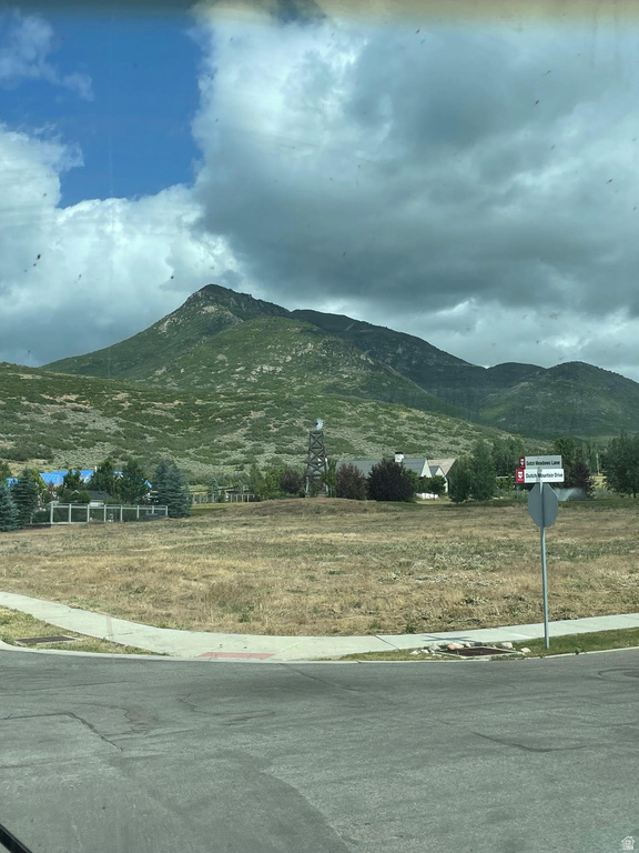 1582 N DUTCH MEADOWS LN Midway, UT 84049