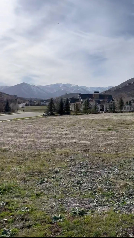 1582 N DUTCH MEADOWS LN Midway, UT 84049