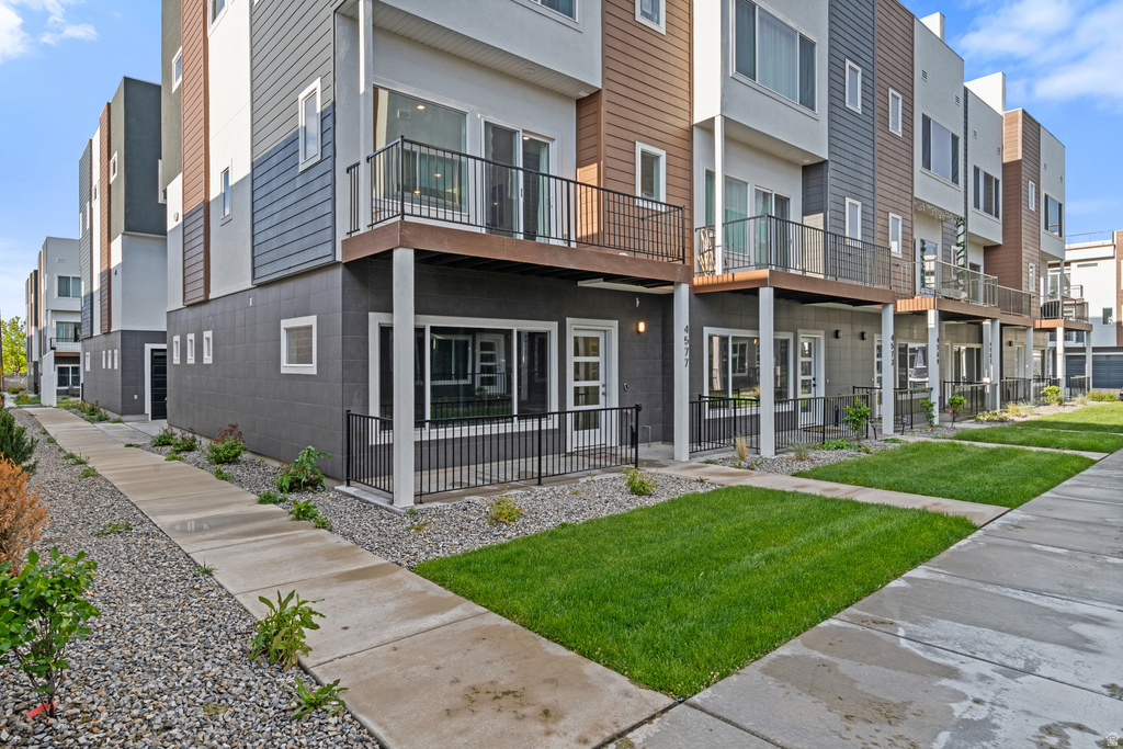 4577 W PLEASANT PINE CT West Valley City, UT 84120