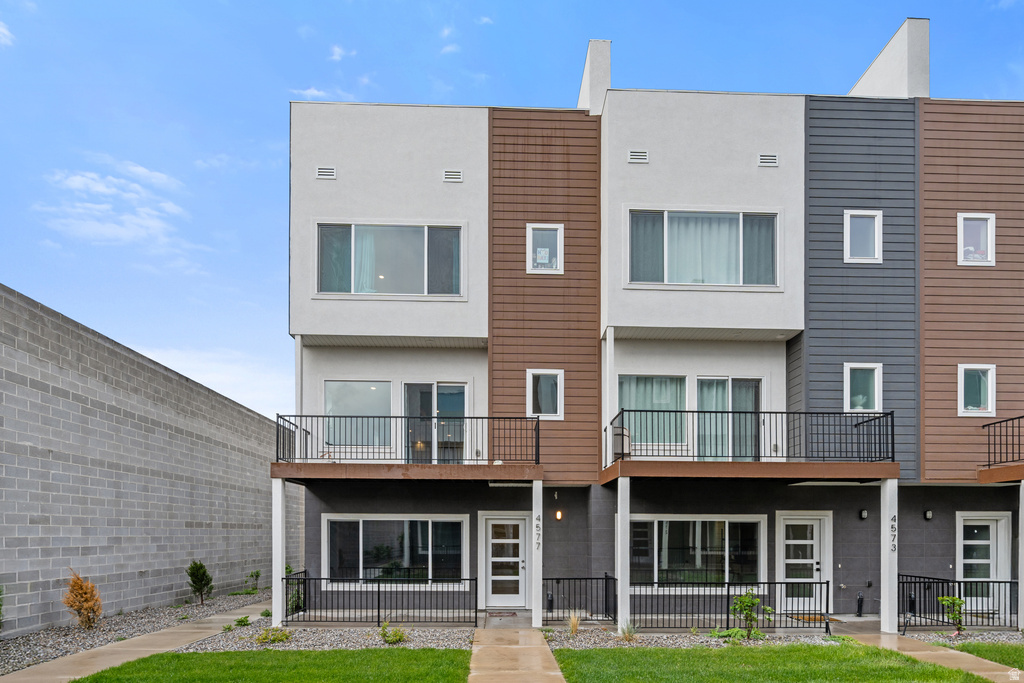 4577 W PLEASANT PINE CT West Valley City, UT 84120