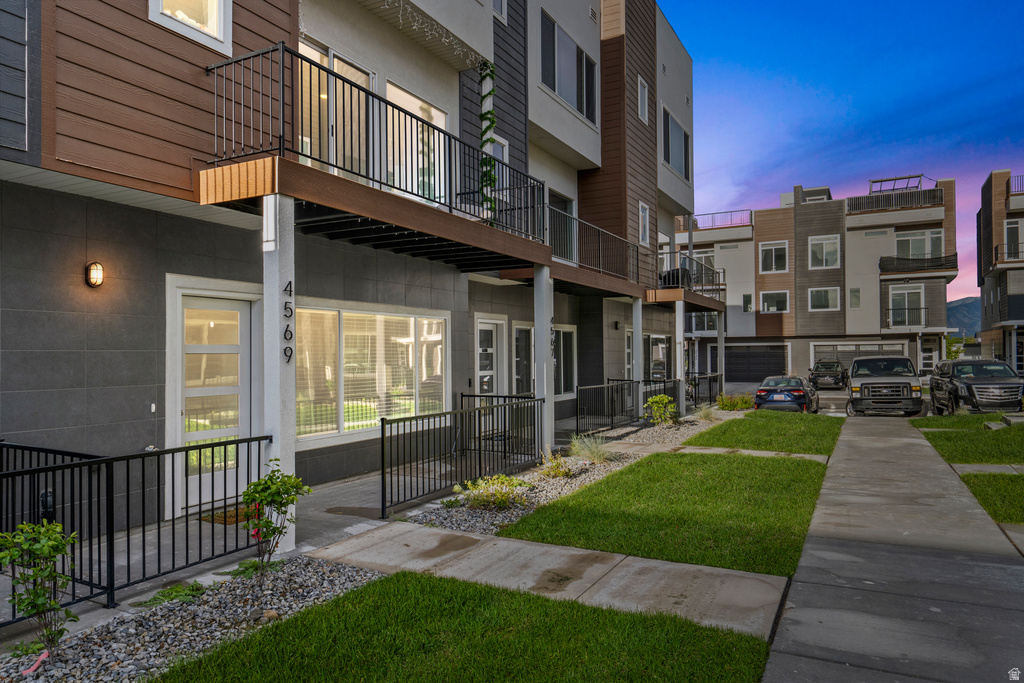 4569 W PLEASANT CT West Valley City, UT 84120