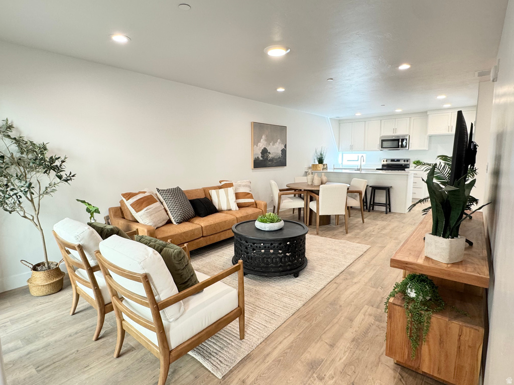 1590 S 900 W #605 Salt Lake City, UT 84104