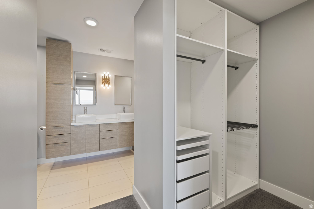 560 E SOUTH TEMPLE ST #802 Salt Lake City, UT 84102