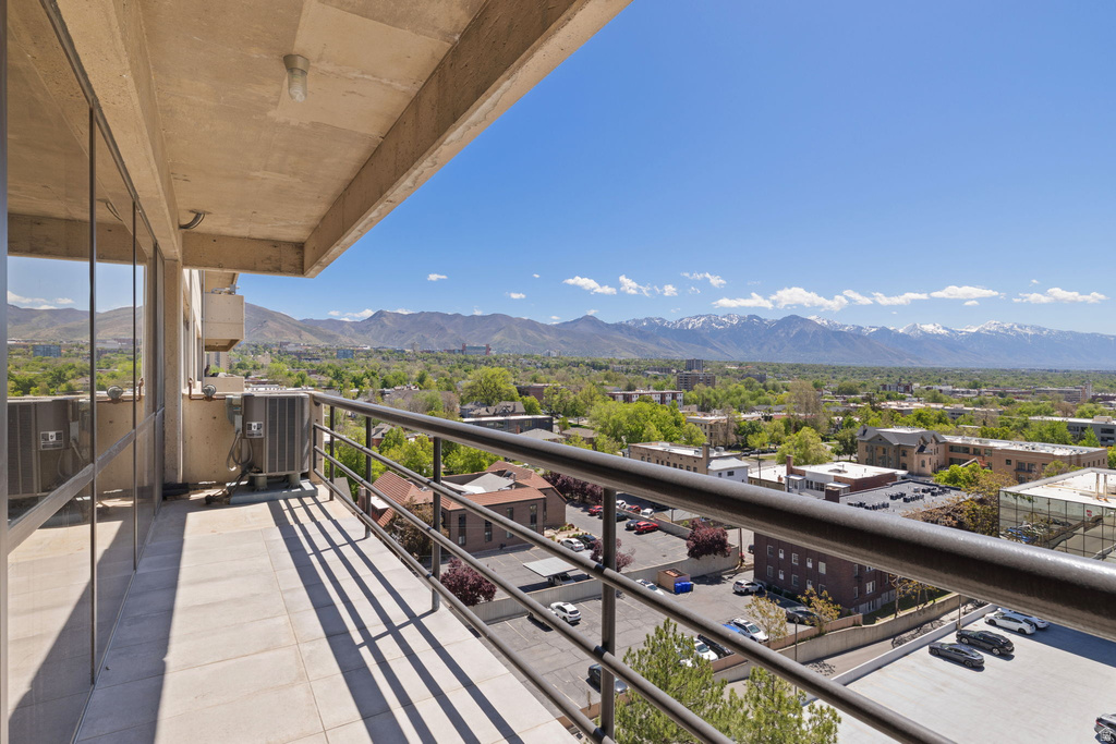 560 E SOUTH TEMPLE ST #802 Salt Lake City, UT 84102