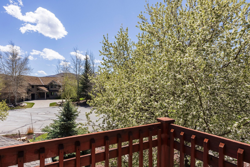1 SPYGLASS CT Park City, UT 84060