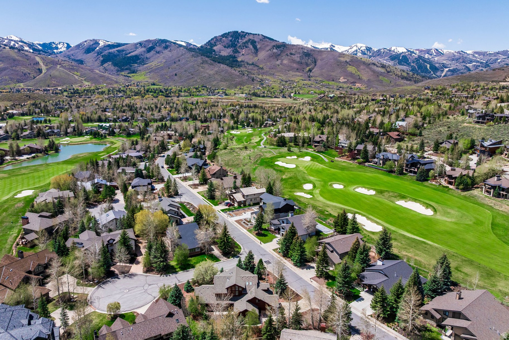 1 SPYGLASS CT Park City, UT 84060